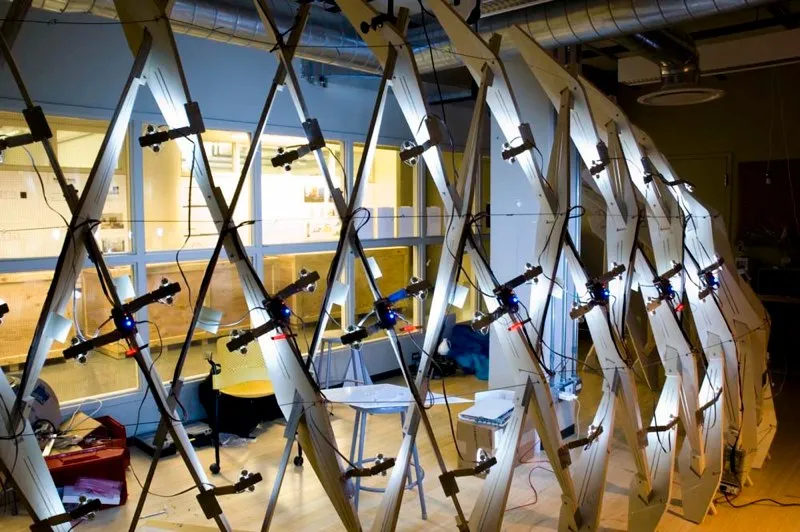The Active Light Cloud installation: a ceiling-mounted gesture-responsive lighting array at SAIC's GFRY Studio.
