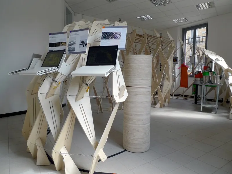 Active Light Cloud at the GFRY Design Studio's 2000 Watt Living exhibition in Milan, 2010